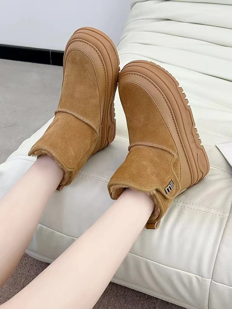 小白鞋女2024年秋季新款厚底增高饼干鞋松糕软底白色休闲板鞋2070