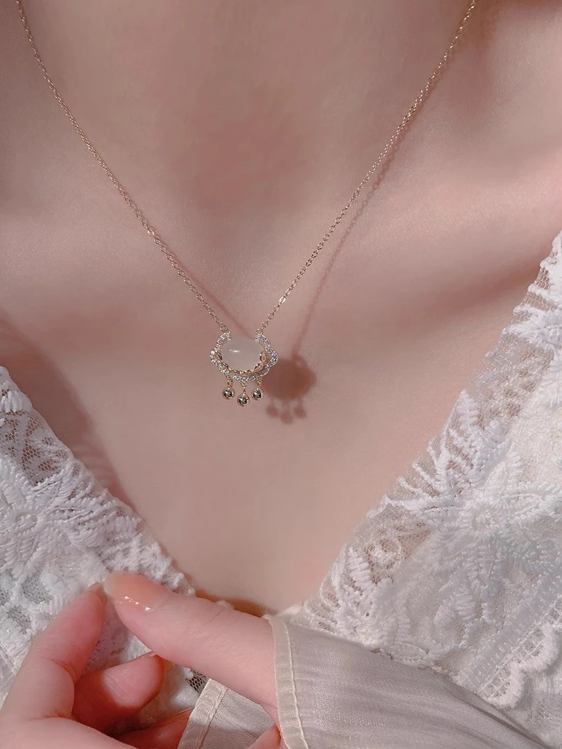 玛瑙如意平安锁项链女轻奢小众白玉髓长命锁闺蜜女友生日礼物