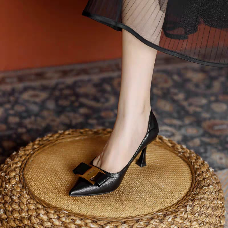 不累脚高跟鞋女气质绝美蝴蝶结法式职业工作鞋细跟软皮黑色单鞋女