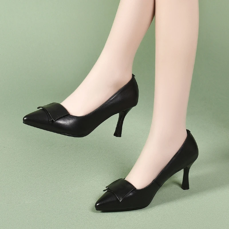 尖头高跟鞋女2025年新款细跟春季工作鞋职业气质夏季软皮中跟单鞋