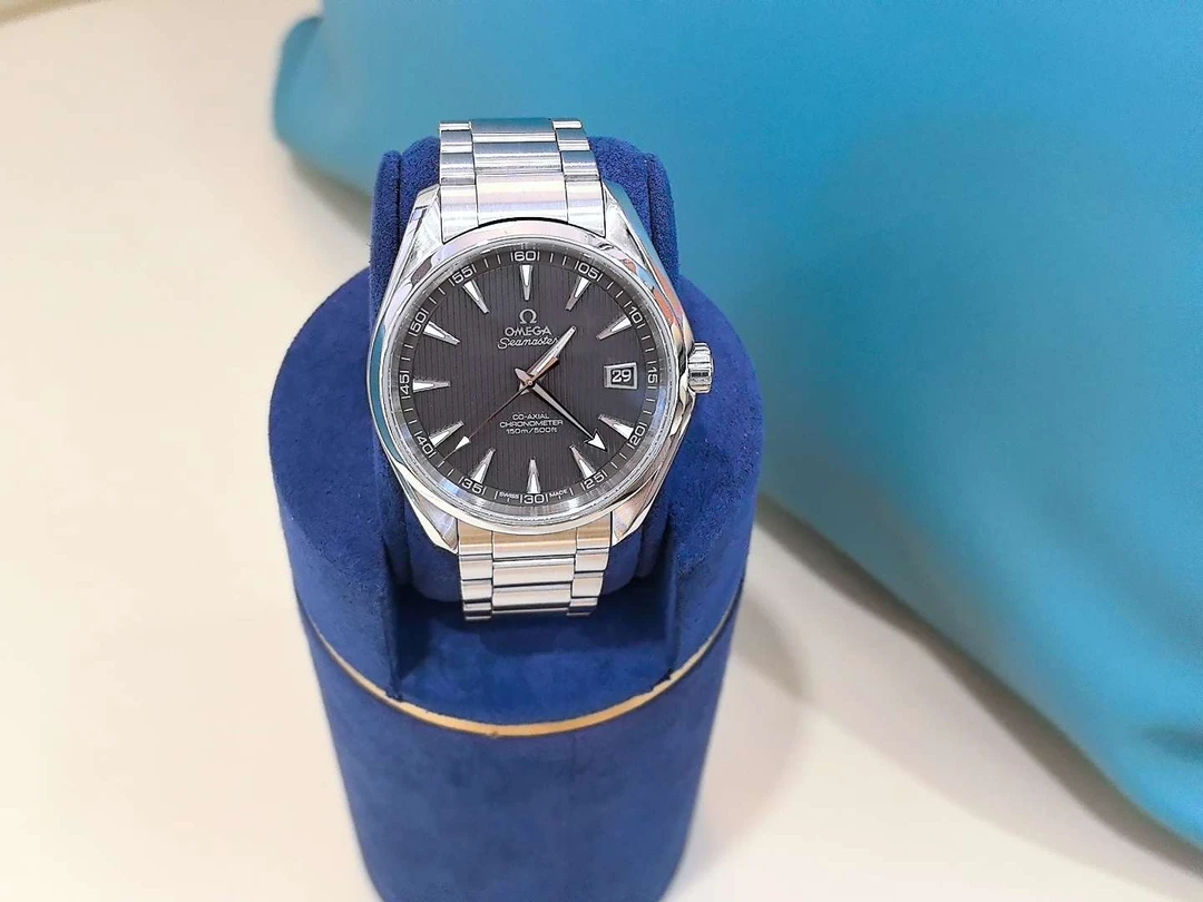 99新 Omega/欧米茄 41口径欧米茄海马150黑盘机械,