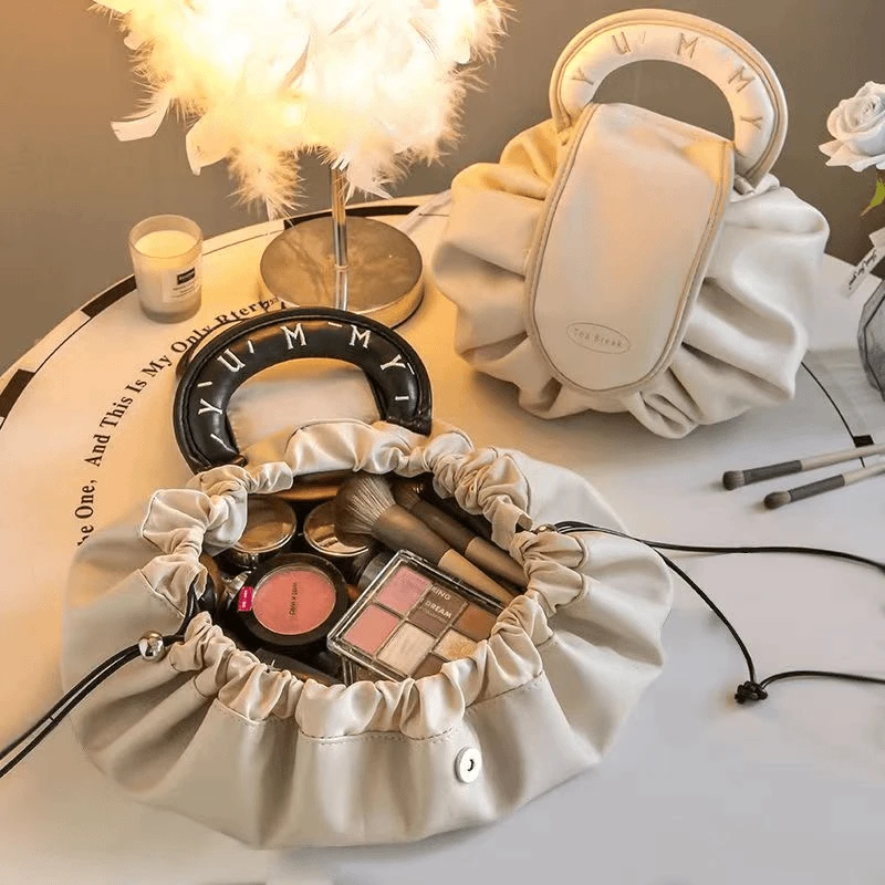 优选PU都市轻奢简约风懒人收纳化妆包大容量便携防水化妆包旅行包