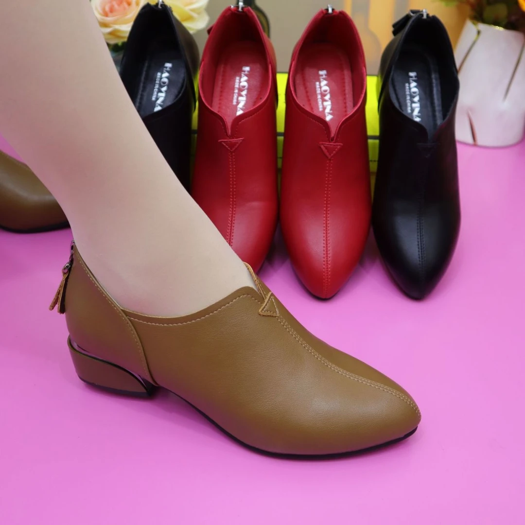 2023春秋新款全皮软底单鞋时尚舒适低跟女鞋休闲百搭粗跟妈妈鞋