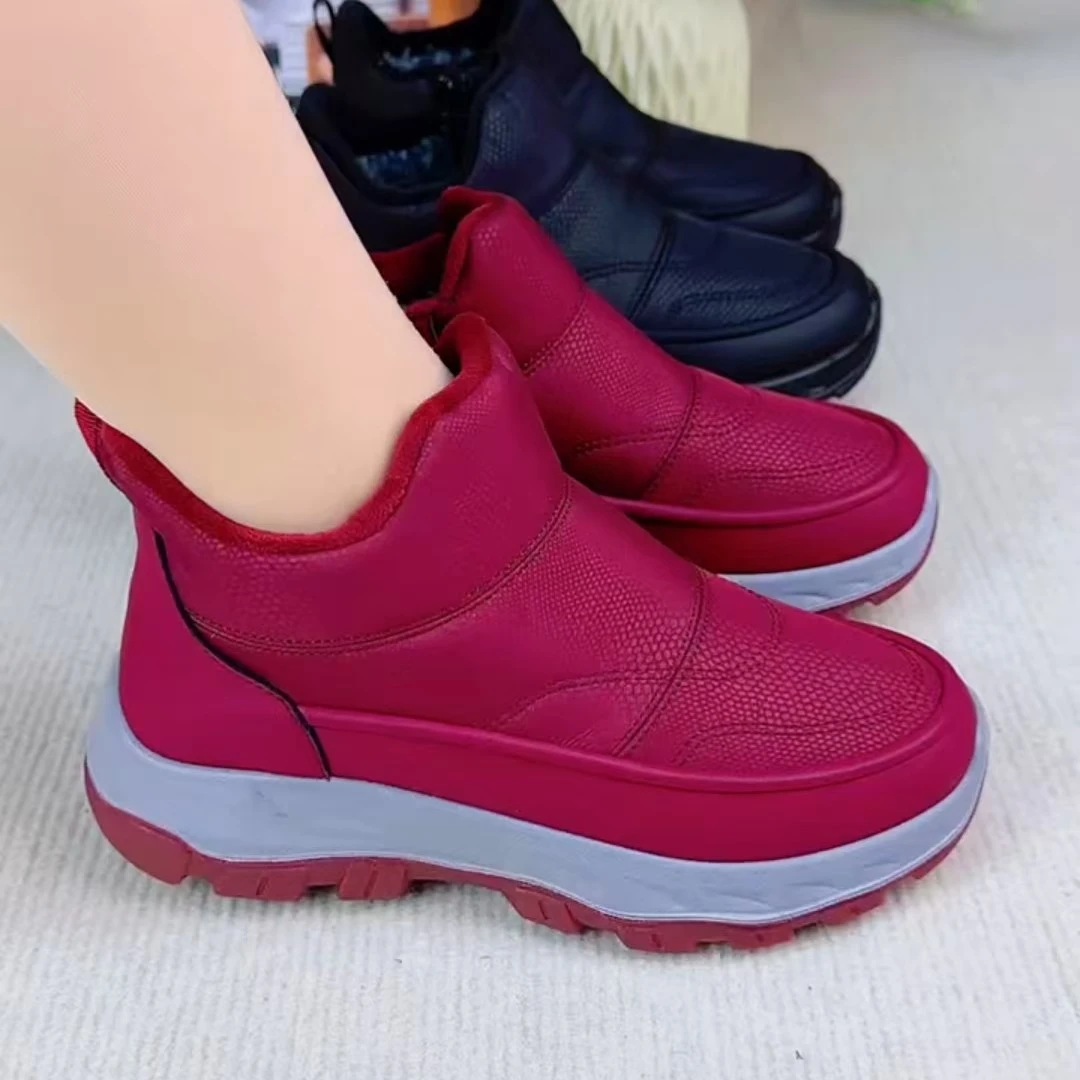 加绒雪地靴冬季新款保暖棉鞋女防滑防水棉靴中老年平底休闲妈妈鞋