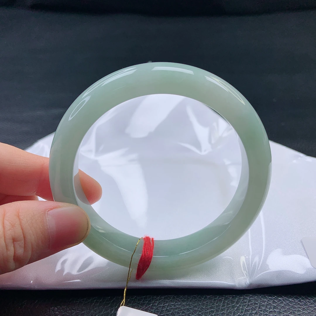 60➕圈冰种浅绿翡翠宽边手镯缅甸天然a货正品