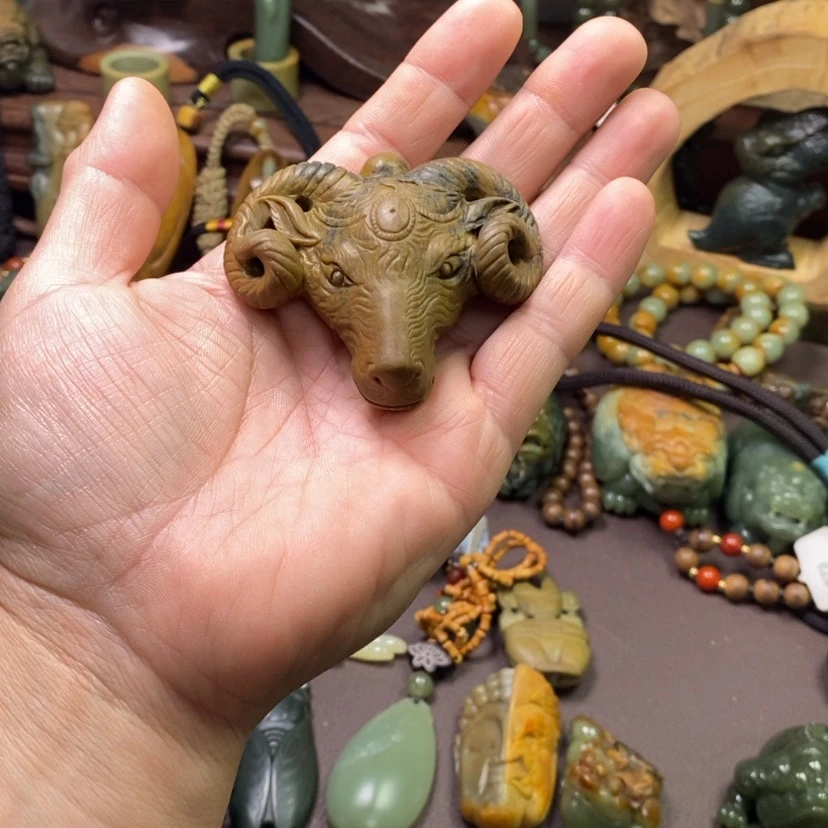 【闪购商品】岫岩河磨玉（透闪石质玉）把件未镶嵌鰳