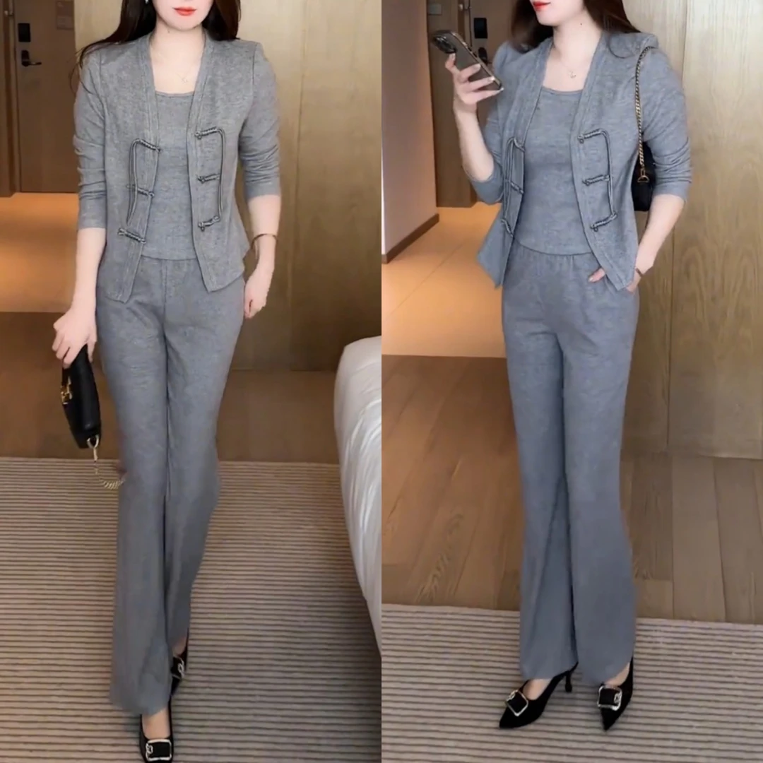 2025秋冬新款高级三件套女爆款气质显瘦时尚洋气休闲时尚减龄套装