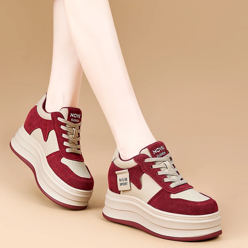 小白鞋2024冬季新款加绒保暖棉鞋韩版百搭坡跟运动休闲内增高女鞋