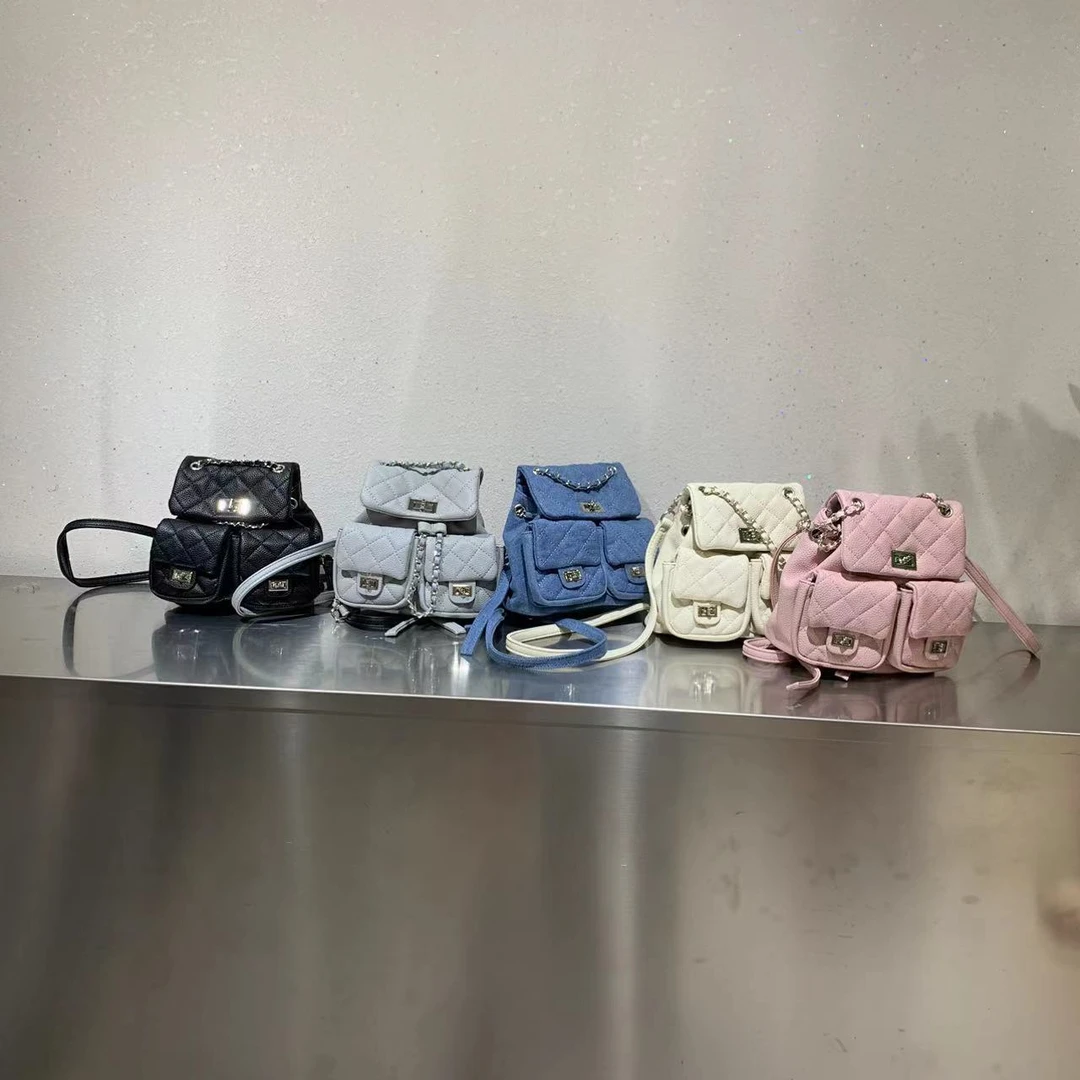 27078 『新款推荐』凌格双肩包    长18 宽20