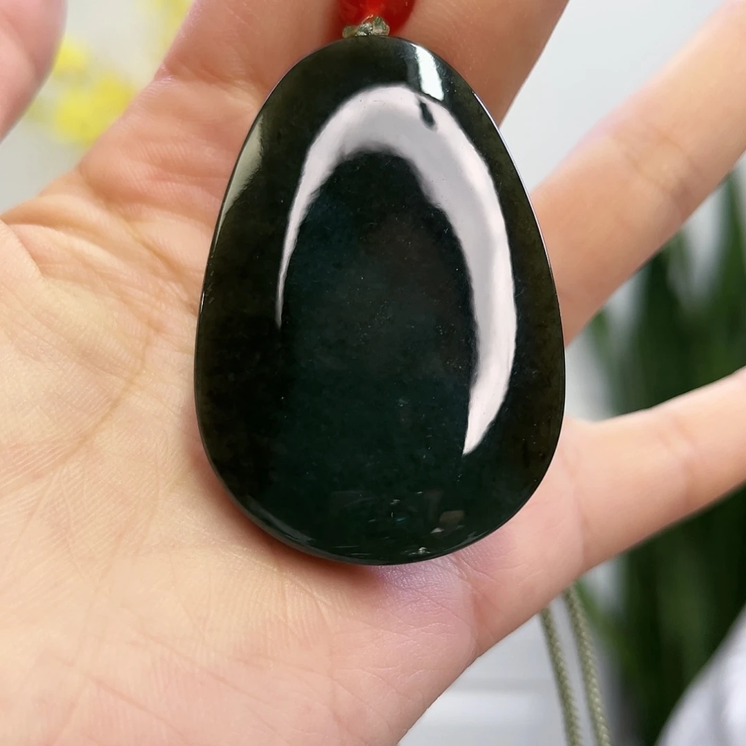 和田玉颈饰未镶嵌水滴无事牌