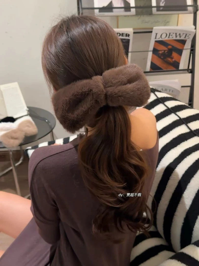 超大号毛绒蝴蝶结鸭嘴夹气质抓夹毛绒百搭显瘦发夹后脑勺秋冬氛围