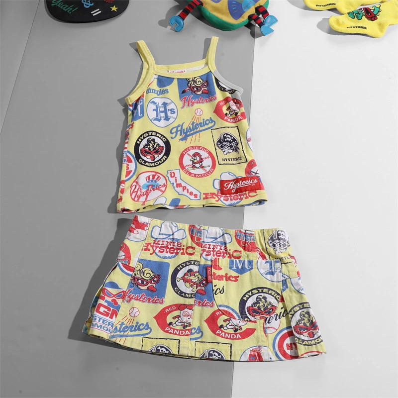 B327黑超徽章图案背心短裙套装