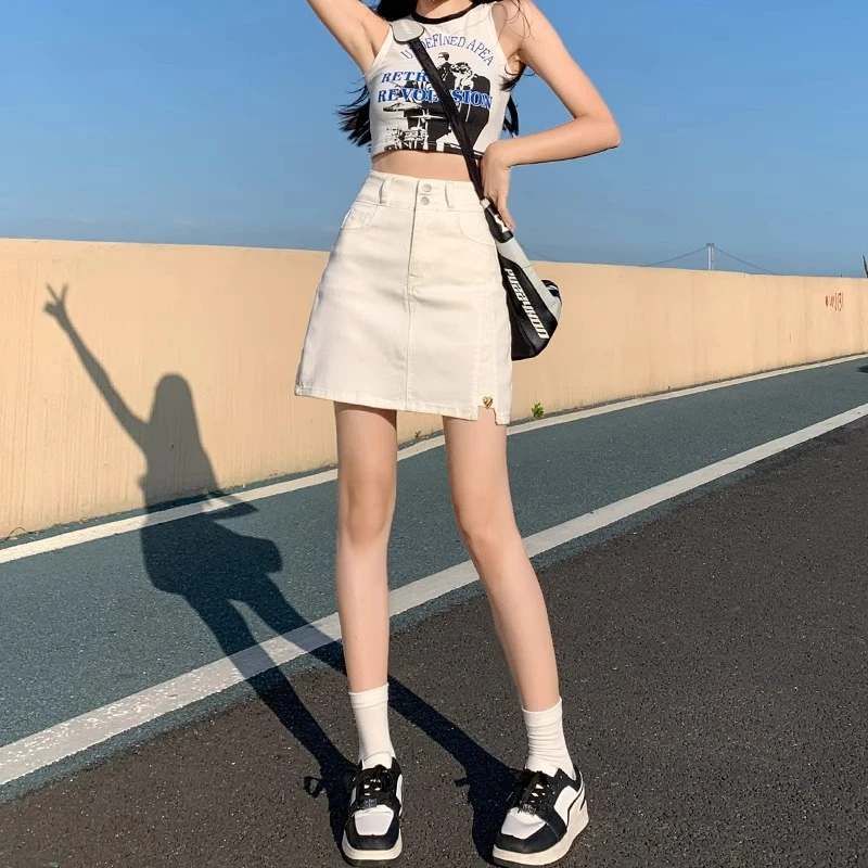 白色牛仔半身裙女春夏季薄款带内衬防走光裙子ins高腰显瘦a字短裙