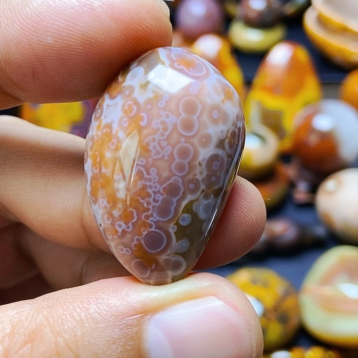 玛瑙/玉髓颈饰未镶嵌