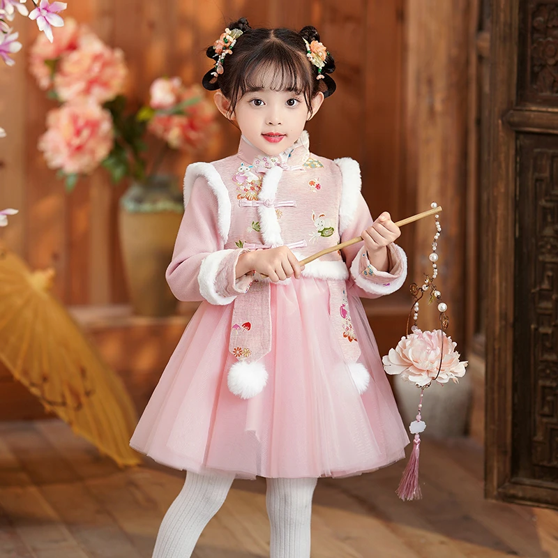 女童新年衣服冬季连衣裙拜年服冬款儿童过年公主裙子2024新款冬装