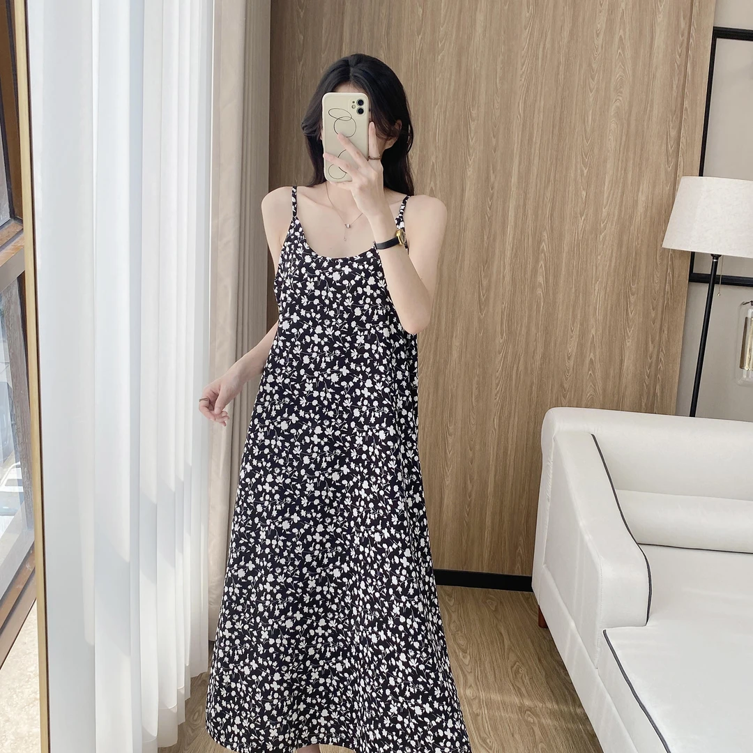 四叶草6146夏季新款韩版宽松连衣裙大码吊带裙外穿长款无袖裙子