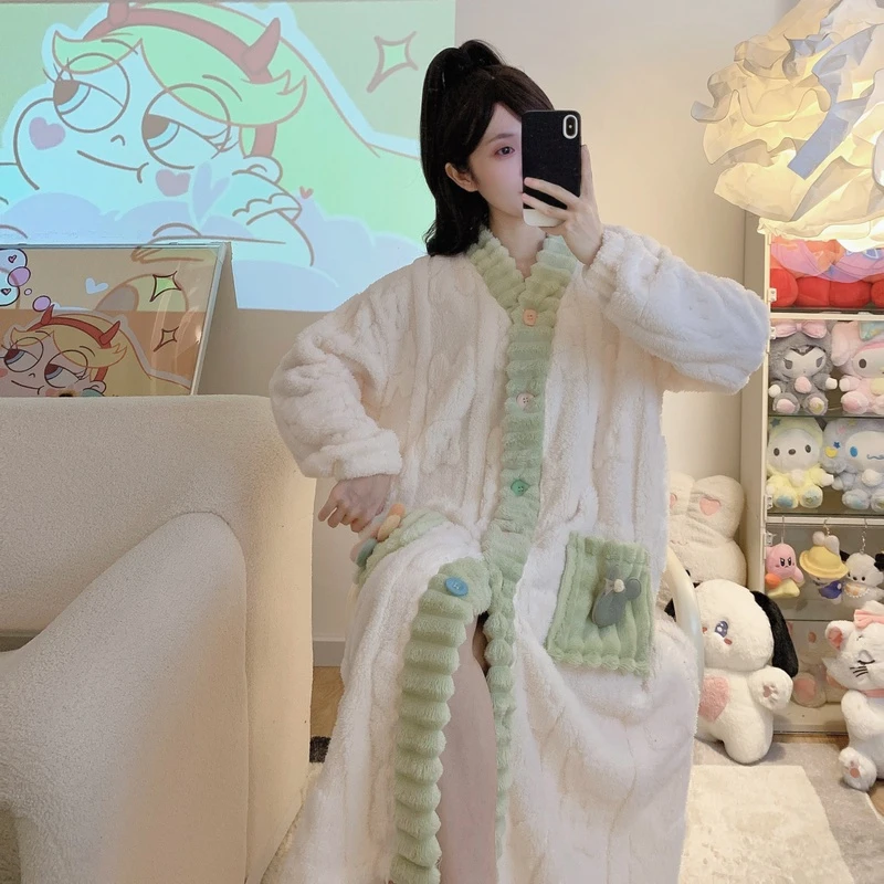 韩纷蝶珊瑚绒睡袍女冬季法兰绒睡裙加厚宽松可外穿家居服女可外穿