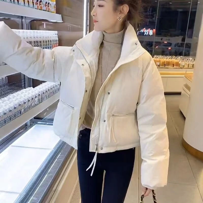冬季2023年新款冬季时尚轻薄羽服女短款宽松加厚面包服小个子外