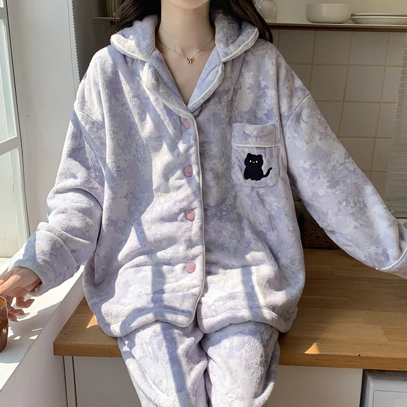 睡衣女款秋冬季珊瑚绒加厚加绒卡通可爱法兰绒家居服少女休闲套装