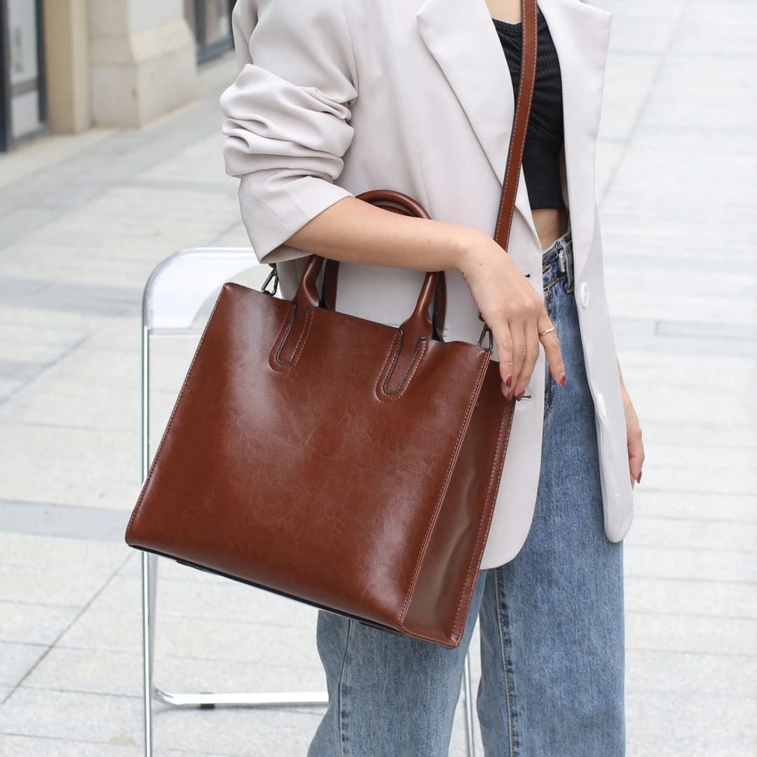 新款真皮牛皮包大容量托特包时尚百搭包通勤包简约休闲女包软皮包