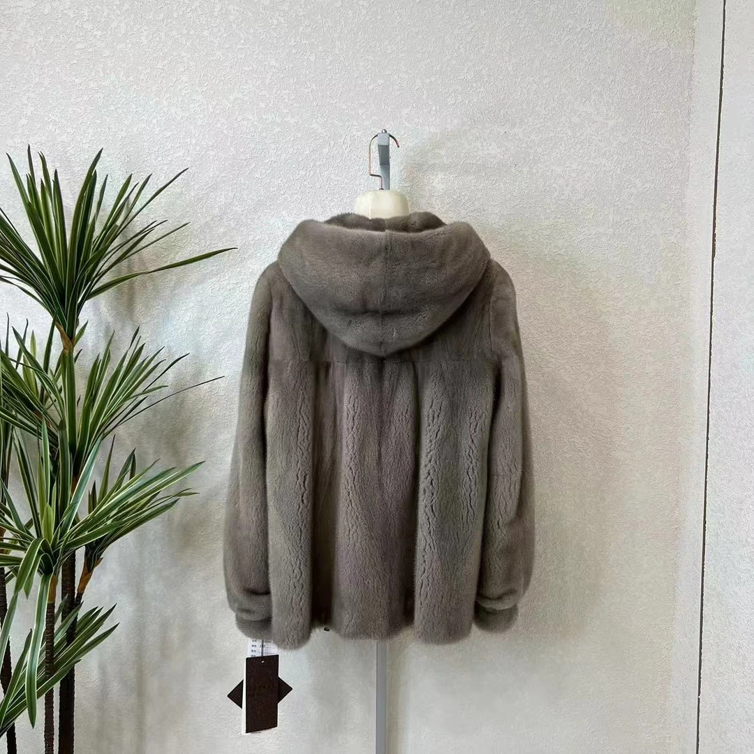 84号 进口天鹅绒时尚极简风款式直板款貂大衣 1101