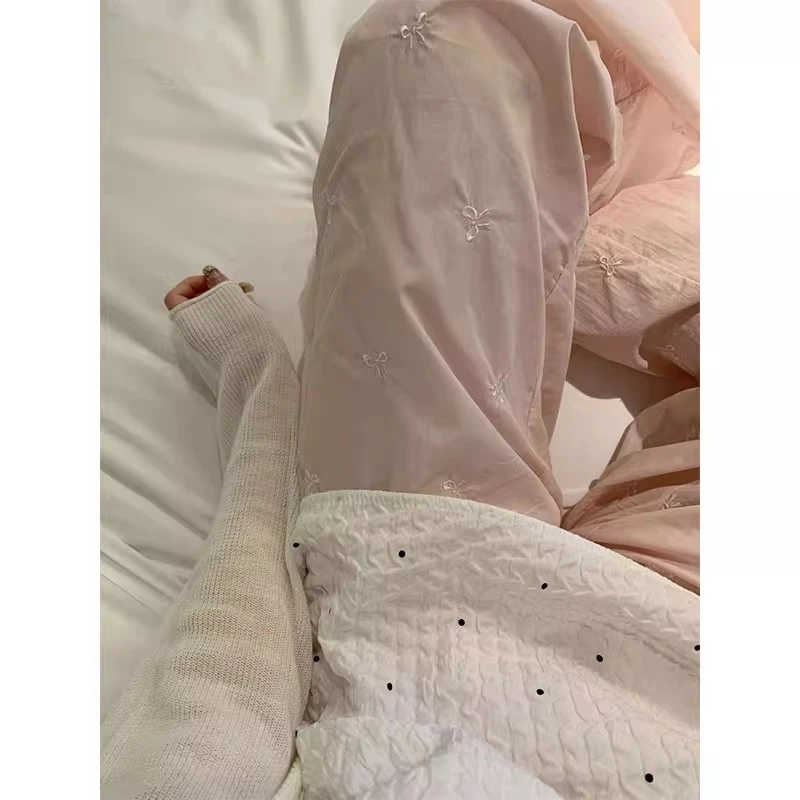 韩系蝴蝶结刺绣粉色休闲裤女夏季薄款2024新款宽松直筒垂感阔腿裤