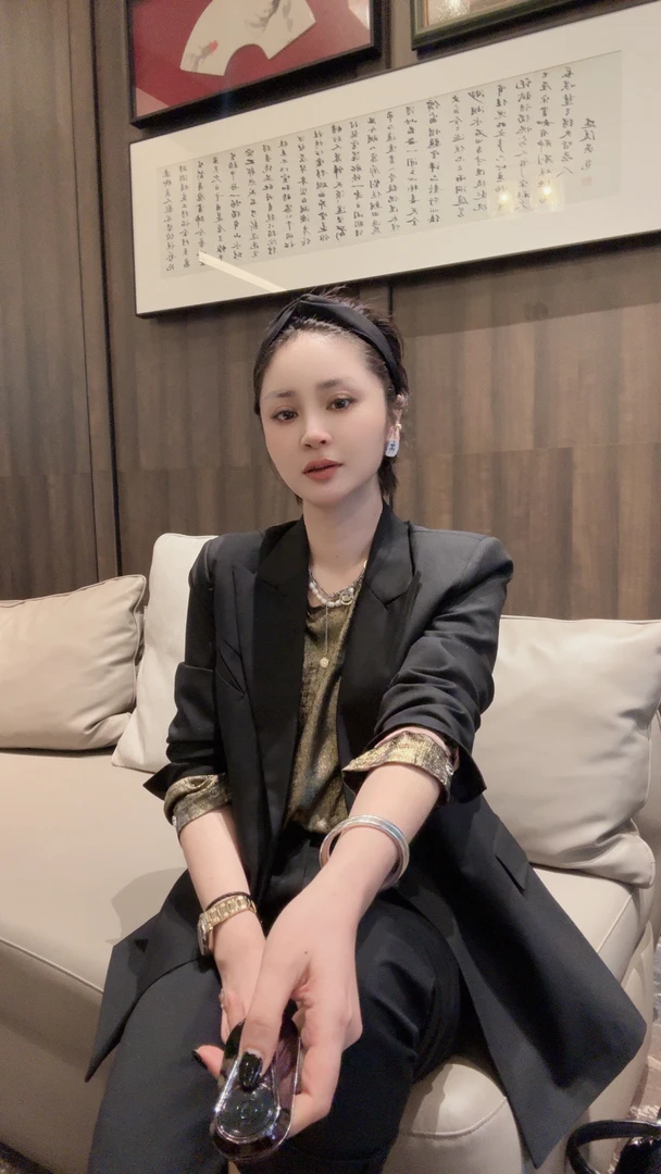 FANYE职场高级感黑色时尚西装领套装23--210