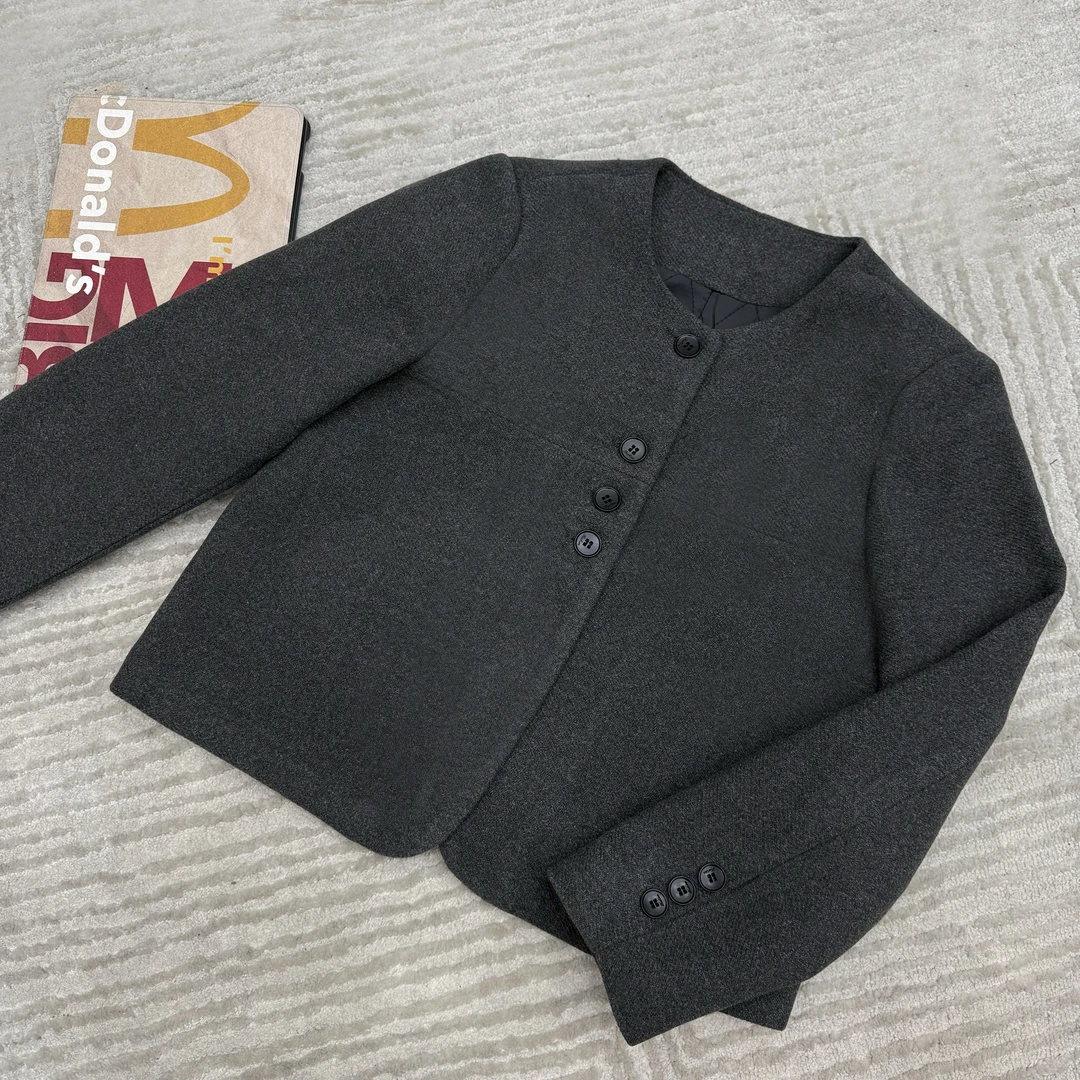 2024冬季新品时尚百搭显瘦休闲修身女士小香风女士外套上衣7752