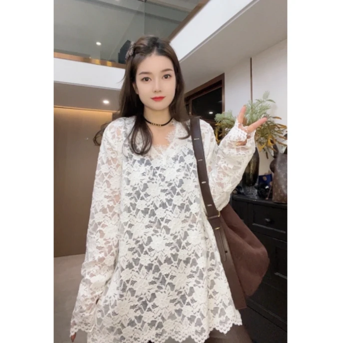 2024秋冬新款时尚百搭提花蕾丝打底衫