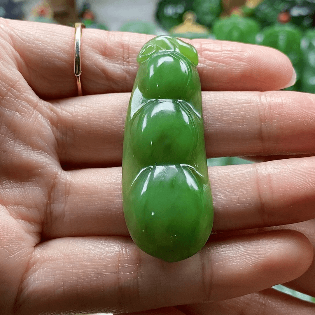 和田玉（碧玉）颈饰未镶嵌