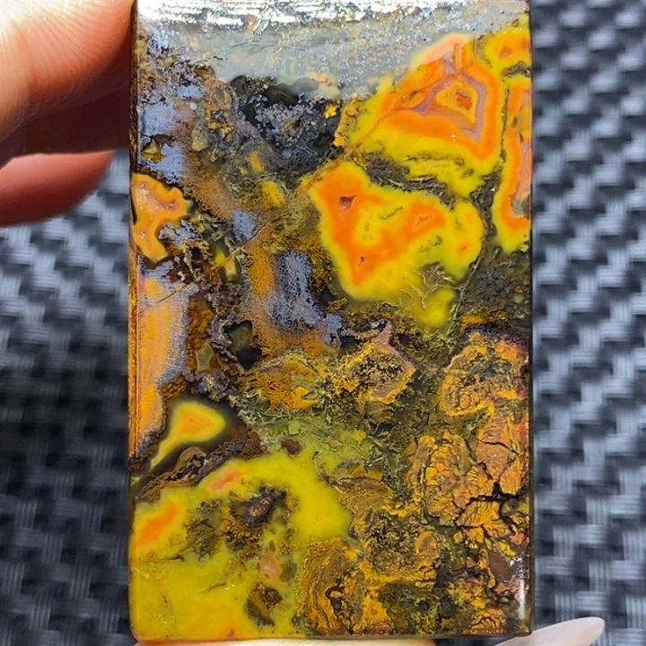 玛瑙/玉髓颈饰未镶嵌二*