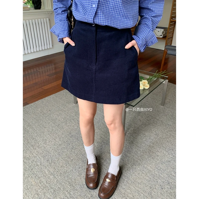 灯芯绒半身裙早秋新款高腰显瘦包臀A字小个子短裙女