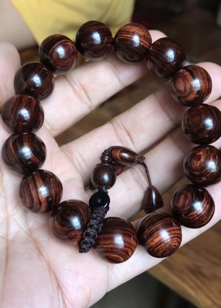 海南黄花梨精品紫油大黑线1.5cm精品毕业串