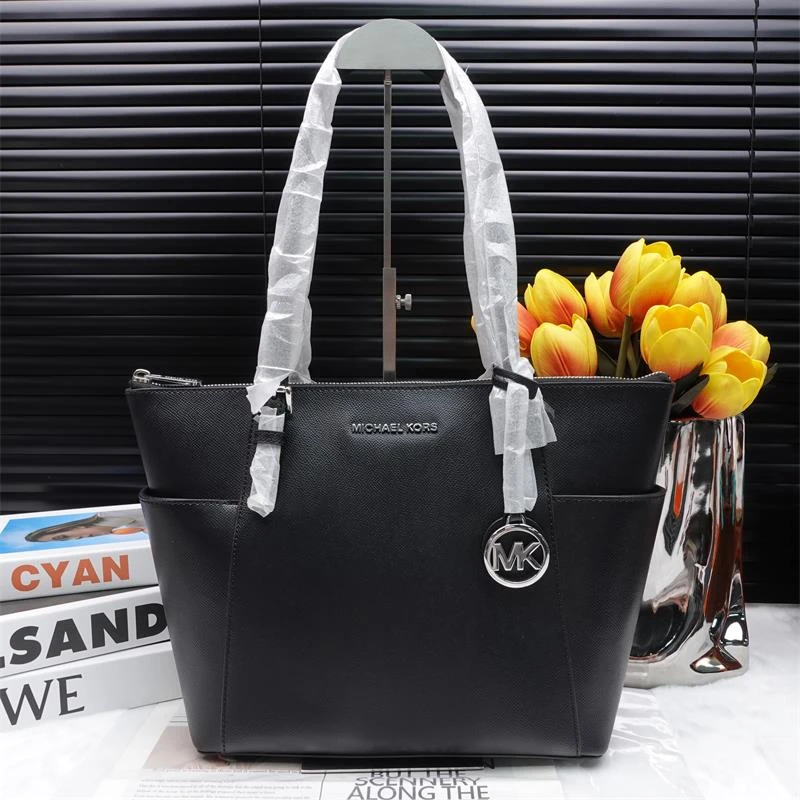 95新 MICHAELKORS/迈克高仕 单肩包/T_ZY0000411055