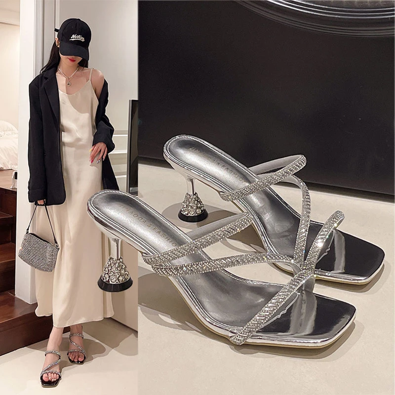 水钻高跟拖鞋女夏外穿时尚2024新款配裙子高级感细跟一字带凉拖鞋