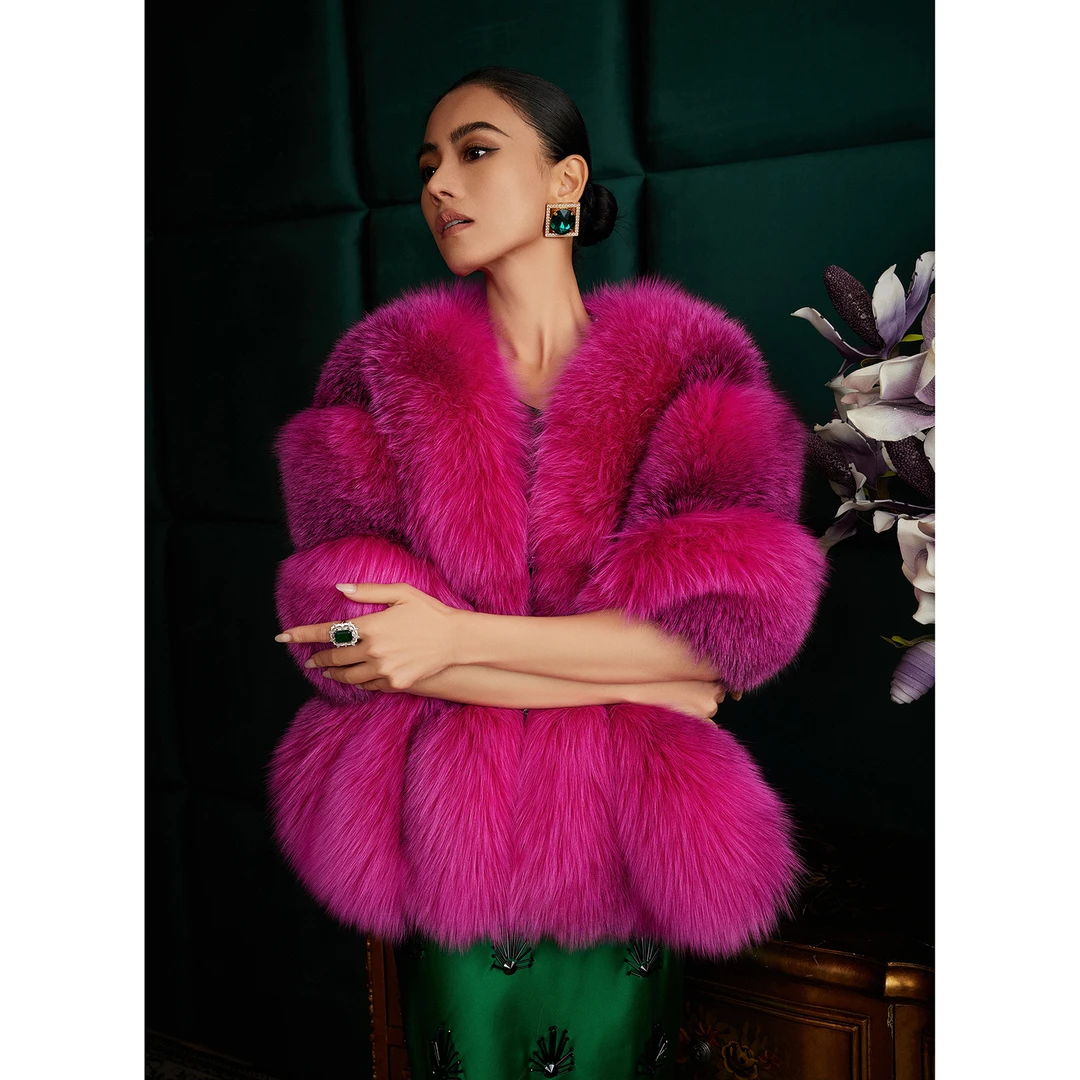 【灵狐魅影】2025新款狐狸毛皮草大衣年轻时尚短款披肩外套女S23422