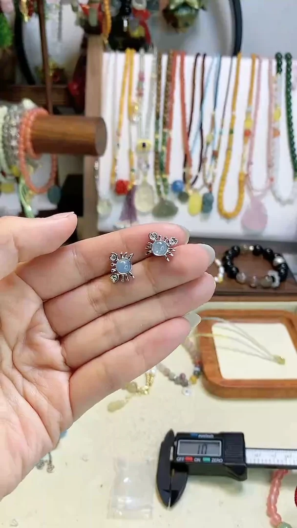 【闪购商品】海蓝宝石耳钉未镶嵌多样性发货C782