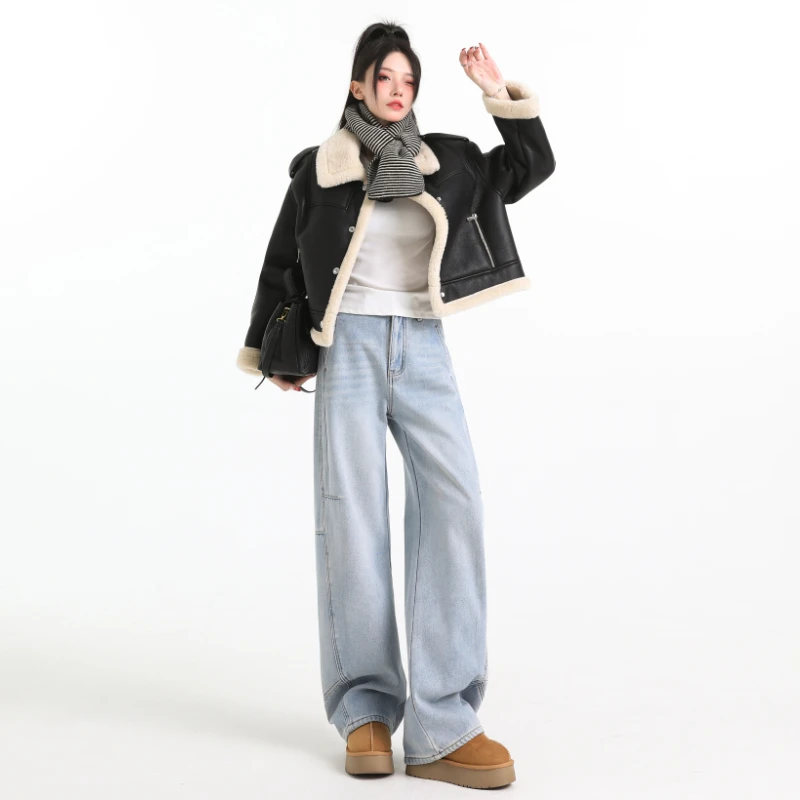 2025春季新款浅蓝色阔腿牛仔裤女秋冬宽松显瘦高腰直筒弯刀裤