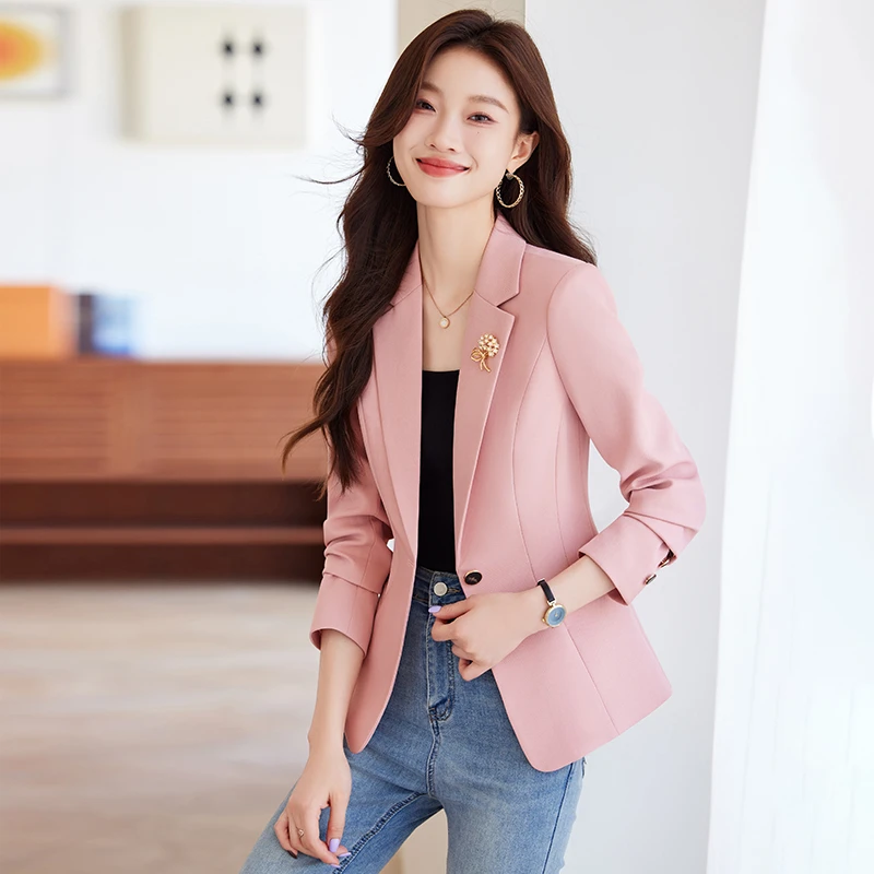 粉色小西装外套女春秋新款气质女神范高级感时尚休闲显瘦西服上衣