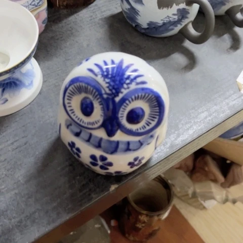 陶瓷制品有瑕疵处里