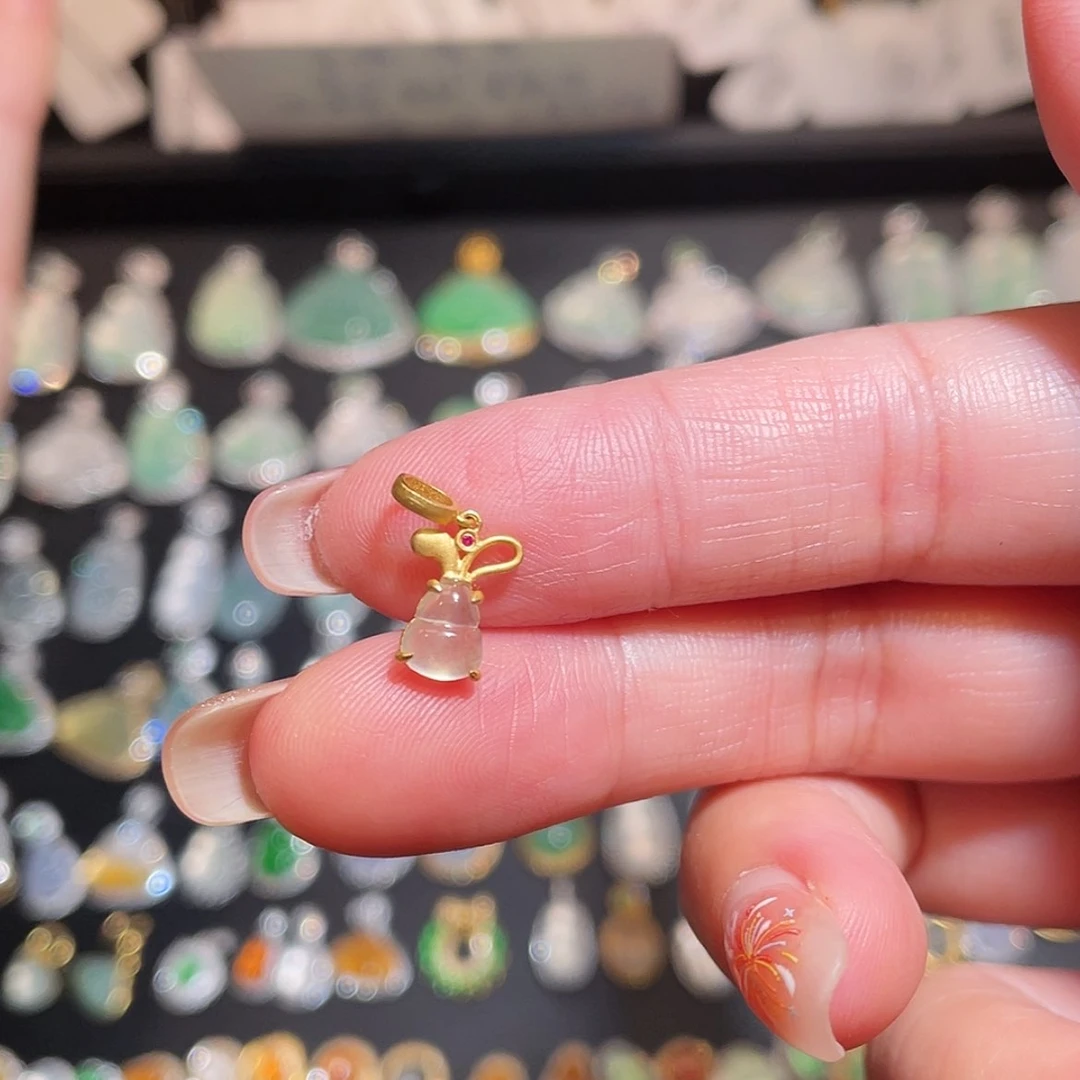 【闪购商品】翡翠吊坠18K金镶嵌