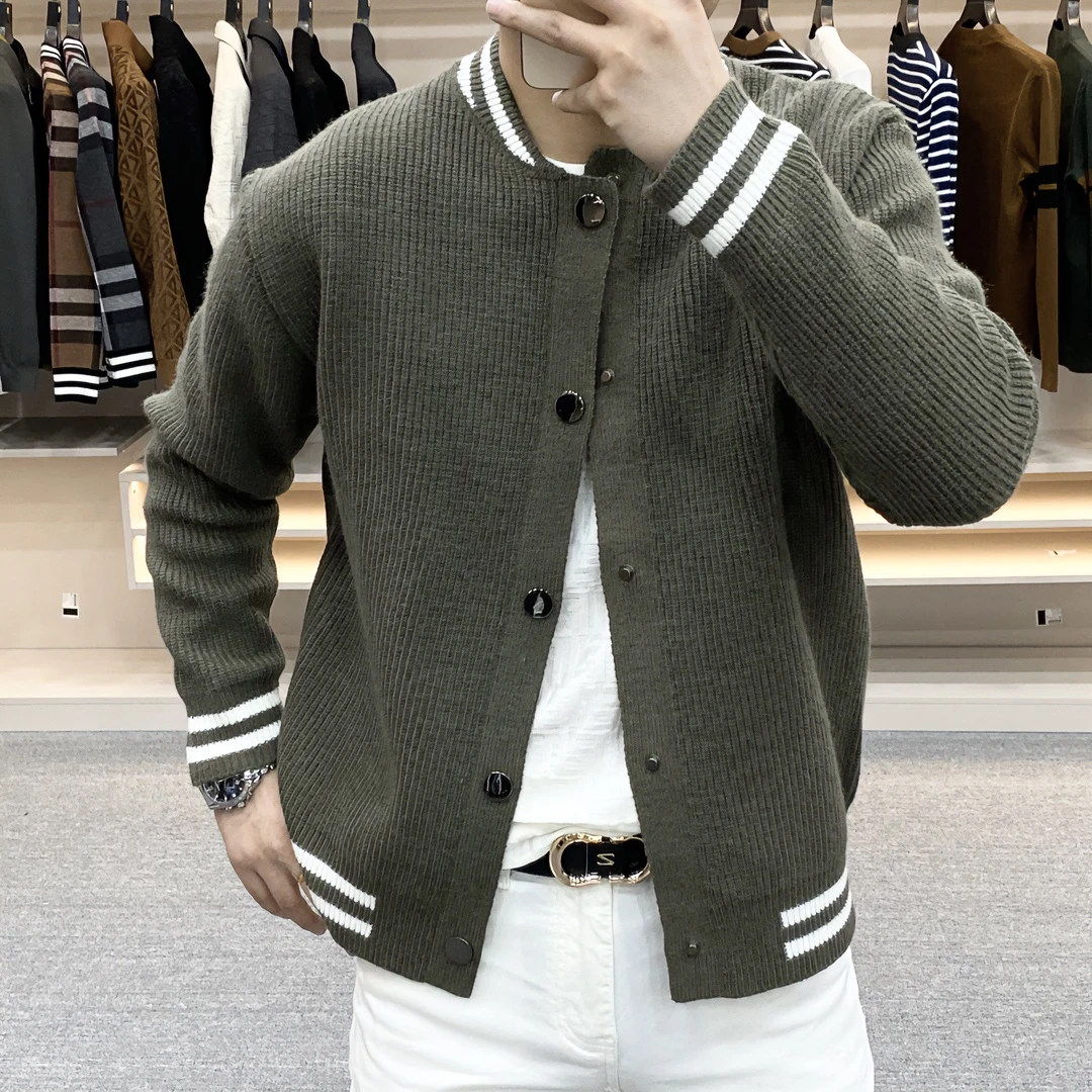 新款男高品质秋冬休闲百搭简约时尚潮流棒球领针织外套韩版条纹帅