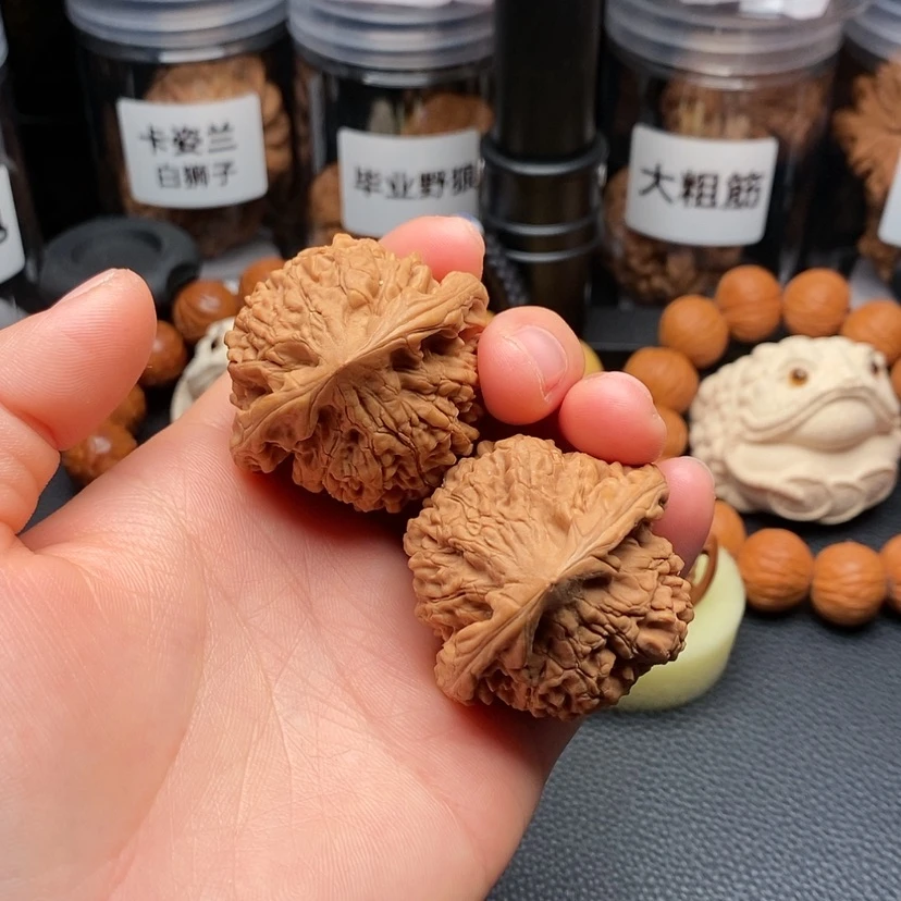 【闪购商品】核桃核雕42官帽111111111