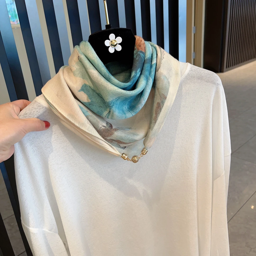 culv小金球磁吸扣~油画山茶花小方巾女装饰出游妈妈礼物春秋护脖