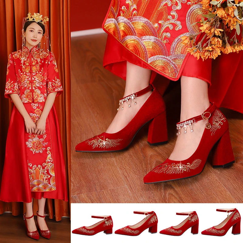 中式秀禾婚鞋女酒红色尖头新娘鞋高跟婚纱结婚鞋粗跟孕妇敬酒红鞋