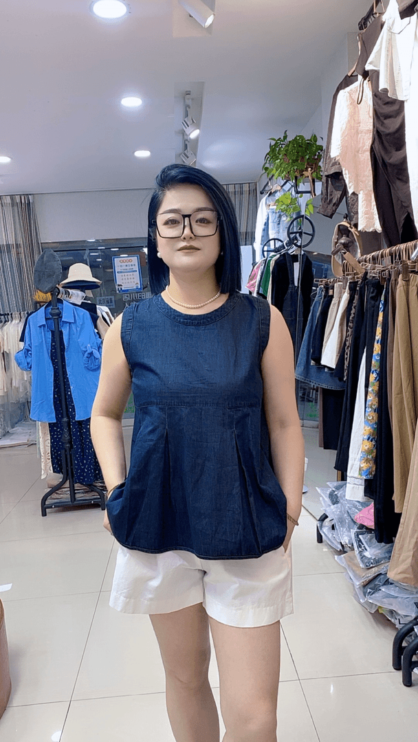 圆领后排扣牛仔背心短袖