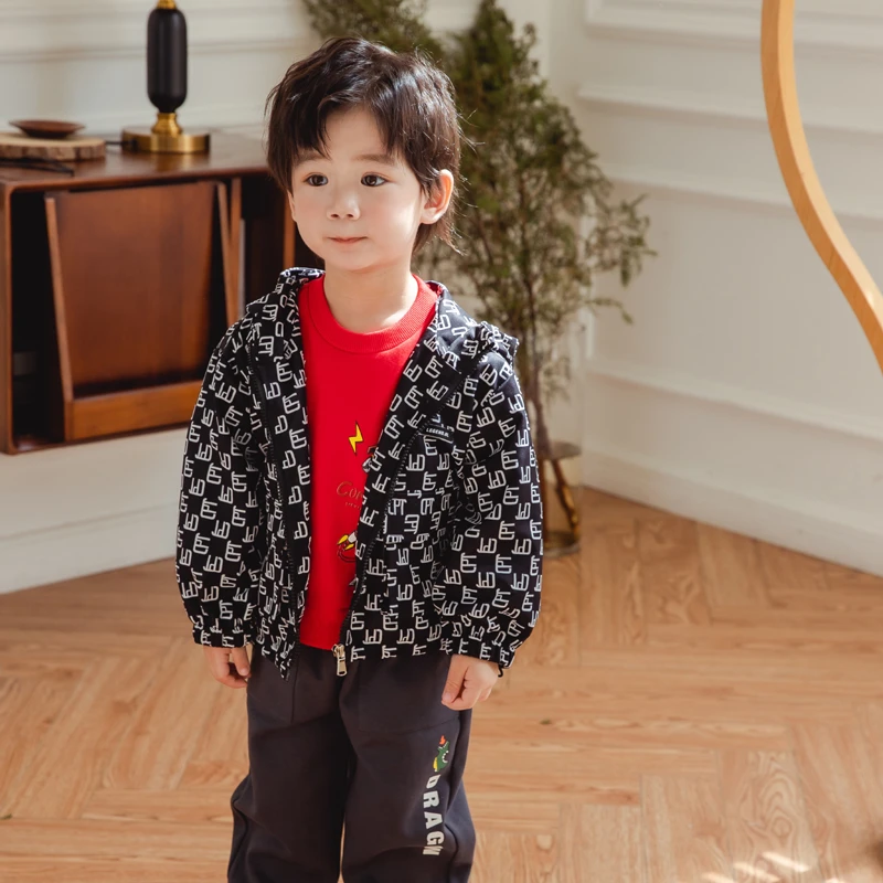 品牌男童外套儿童洋气夹克拉链上衣2024新款童装秋冬装XBW45859