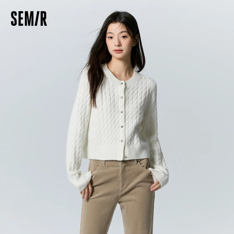 森马女短款圆领绞花毛衫气质小香风毛衣百搭秋冬时尚101723106011