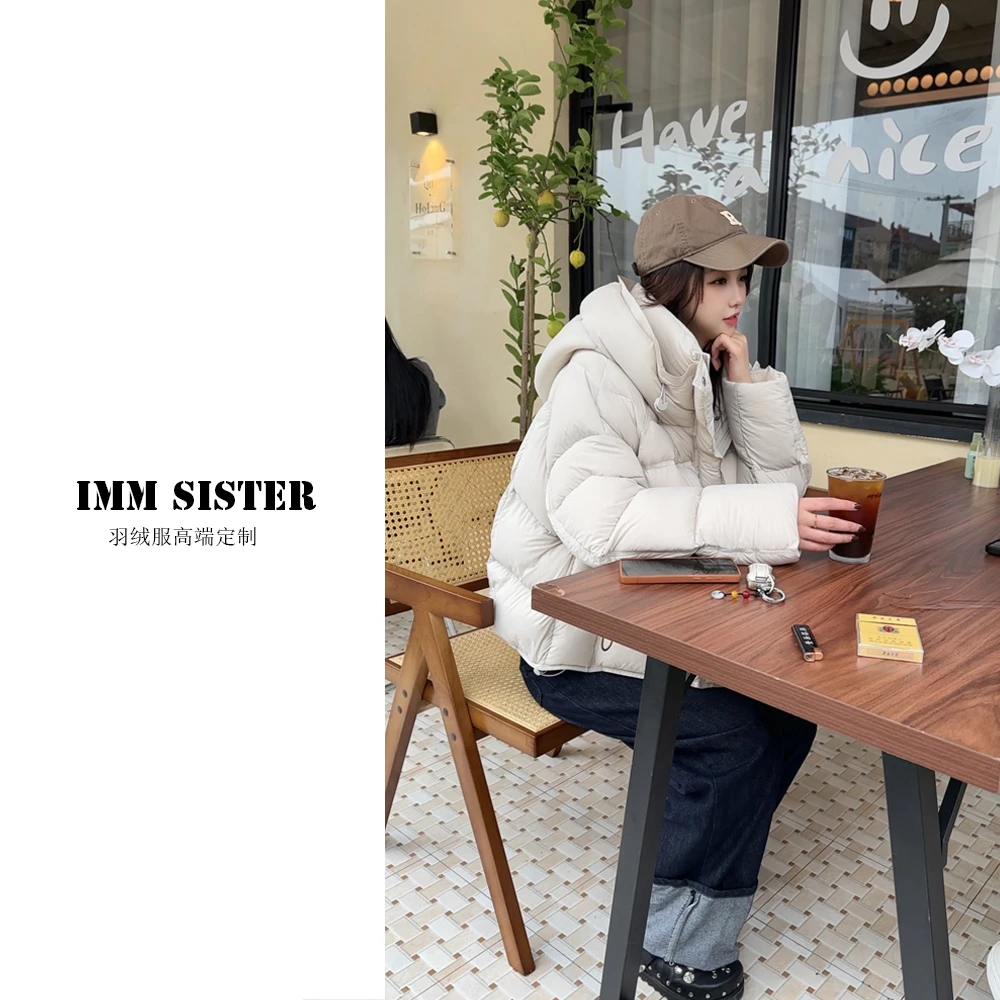 2024新款新国标90白鹅绒云感零压连帽短泡芙加厚韩版宽松羽绒服女