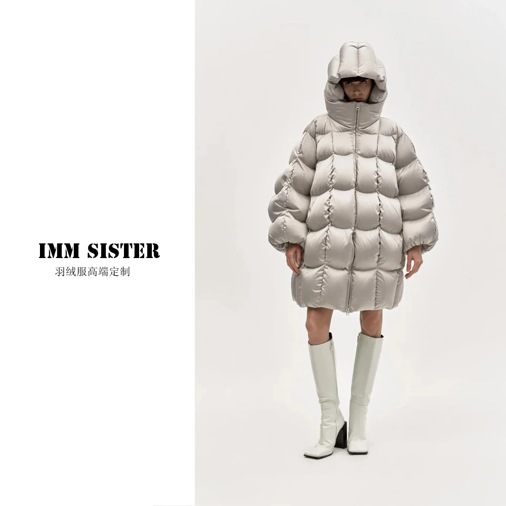 2024新款新国标90白鹅绒真丝缎面云朵连帽羽绒服女中长款宽松加厚